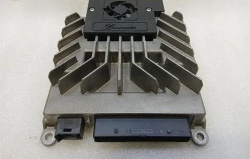 Mercedes-Benz AMG GT R190 C190 Sound amplifier A1909009101