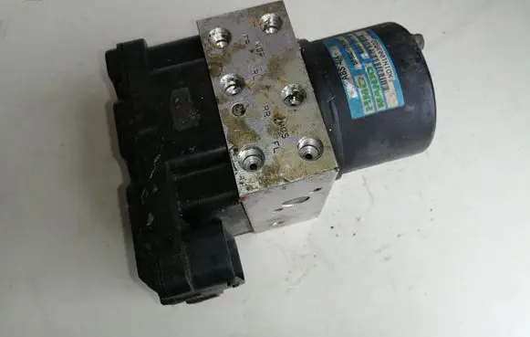 Hyundai Santa Fe ABS Pump 5890026150 9566026500