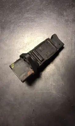 Mercedes-Benz E W210 Mass air flow meter 0041537328