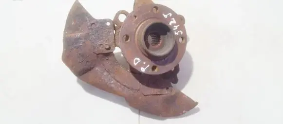 Volkswagen PASSAT B3 Front wheel hub