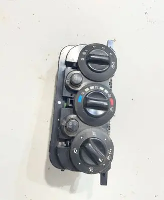 Mercedes-Benz Vaneo W414 Climate control unit A4144460228 Q034004