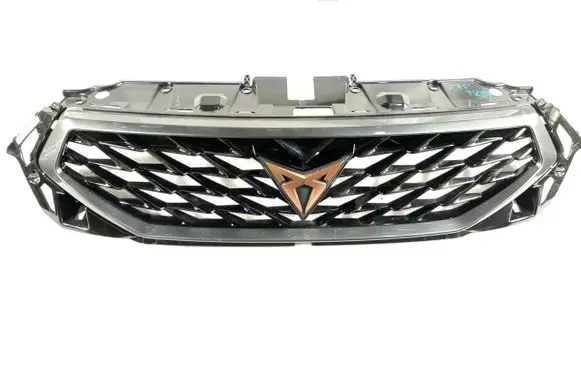 Seat Ateca Front bumper upper radiator grill