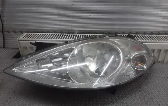 Mercedes-Benz A W169 Headlight/headlamp A1698200161