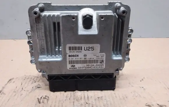 Hyundai i40 Engine control unit/module 391202A205 0281018051