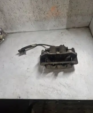 Ford Mustang VI Front brake caliper 