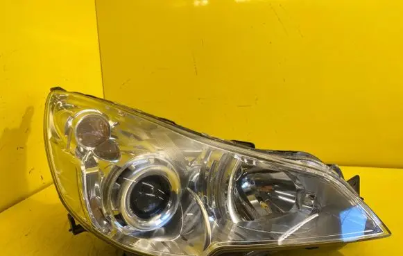 Subaru Legacy Headlight/headlamp 5541