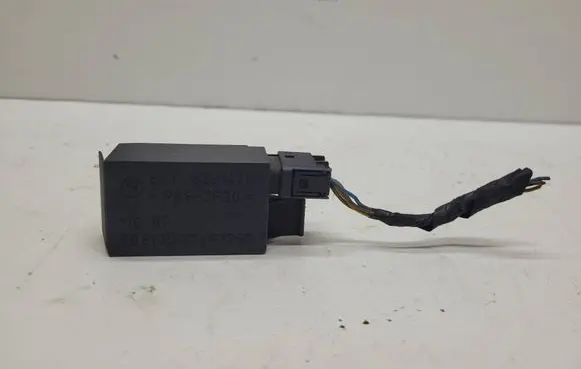 BMW 3 E46 AUC sensor 64118391470