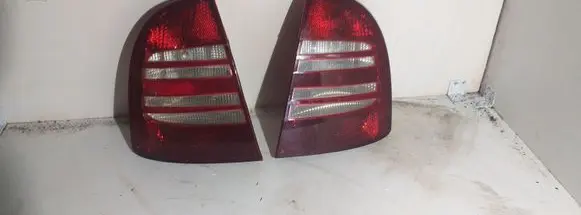 Skoda Superb B5 (3U) Rear/tail lights ZSB3U5945096 ZSB3U5945095