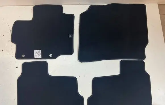 Mitsubishi Space Star Car floor mat set MZ314719