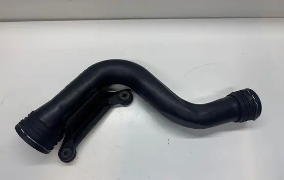 Intercooler hose/pipe