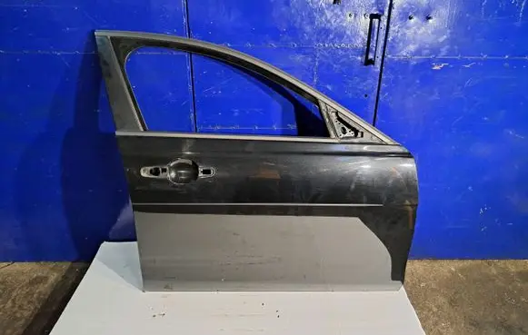 Jaguar XE Front door FRONTRIGHTDOOR