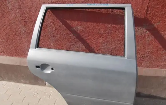 Skoda Octavia Mk1 (1U) Rear door