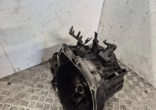 Volvo V50 Manual 5 speed gearbox 3M5R7F096YF R3T9A