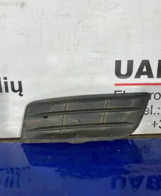 Volvo V50 Front bumper lower grill 30779102