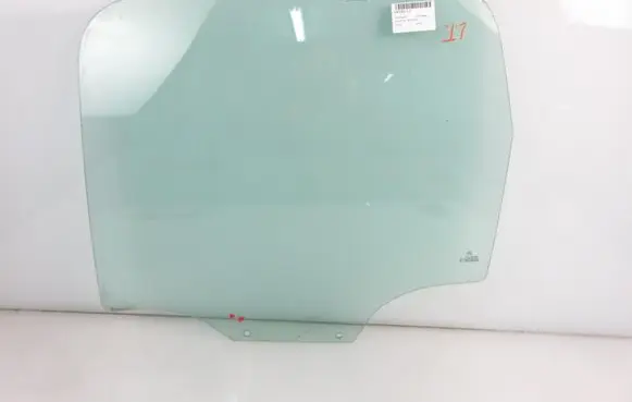 Opel Meriva B Rear door window glass 