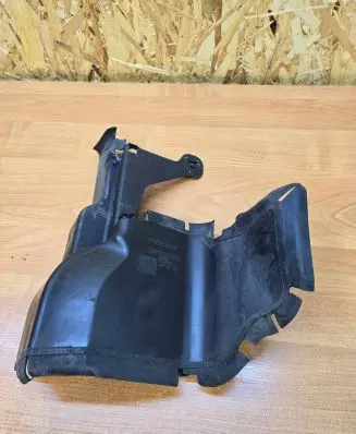 Volvo S80 Intercooler air guide/duct channel 30678191