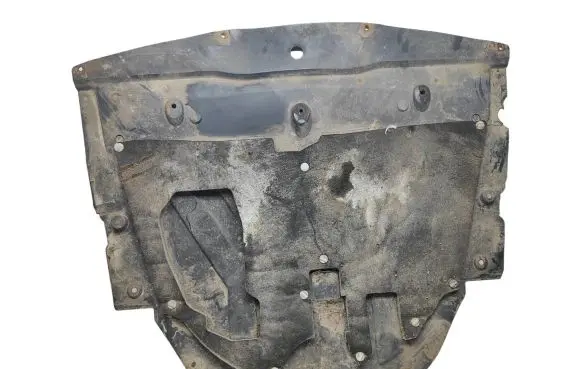 Renault Kadjar Engine splash shield/under tray 758904EA0A