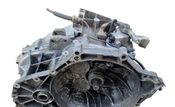 Ford Kuga II Manual 6 speed gearbox FV4R7002TCA