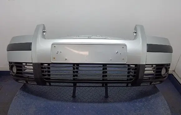 Volkswagen PASSAT B5.5 Front bumper 3B0807217K