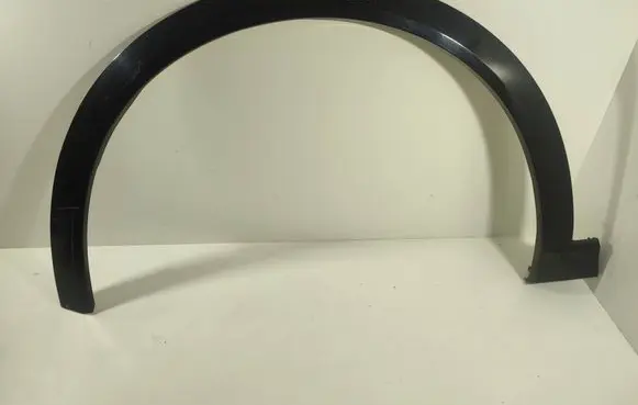 Front arch trim