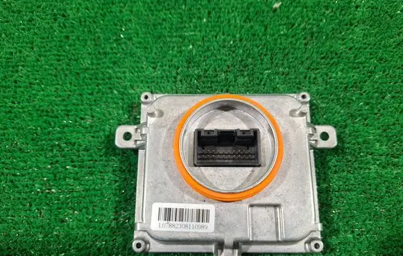 Audi A3 S3 8V Headlight ballast module Xenon 4G0907397AA
