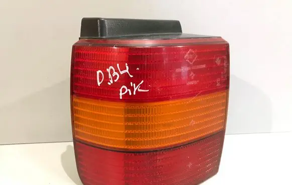 Volkswagen PASSAT B4 Rear/tail lights 3A9945111 3A9945257
