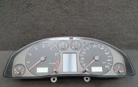Audi A4 S4 B5 8D Speedometer (instrument cluster) 8D0920931D