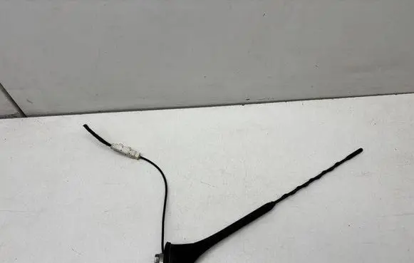 Seat Ibiza IV (6J,6P) Radio antenna 6Q0035575A