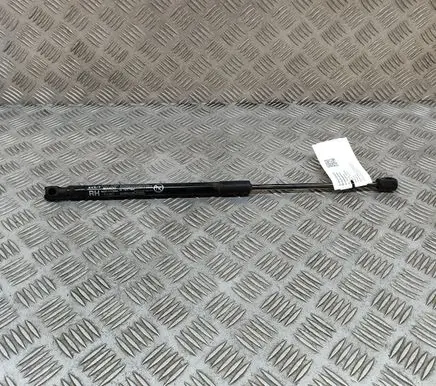 KIA Soul Tailgate/trunk strut/damper 81841K0000