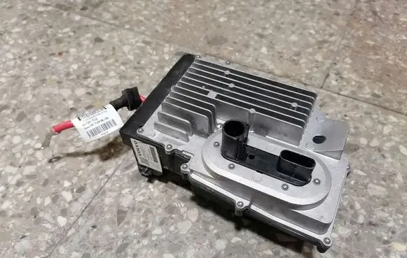 Volvo S90, V90 Battery control module 32300277