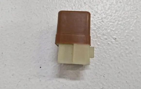 Nissan Qashqai Other relay 252307996A