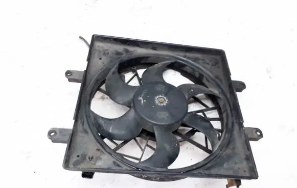 Hyundai Pony Radiator cooling fan shroud