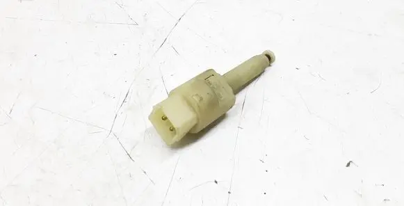 Volkswagen PASSAT B5.5 Brake pedal sensor switch 4A0945515A