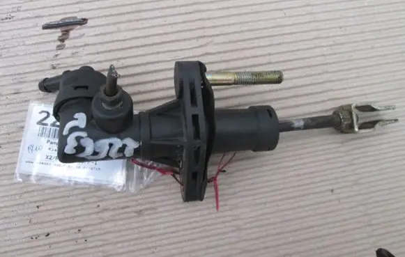 KIA Carnival Clutch master cylinder