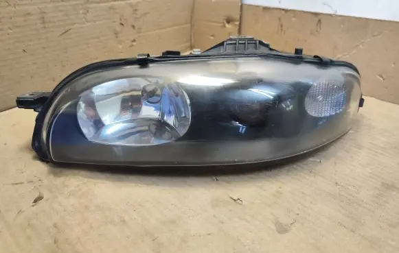Fiat Marea Headlight/headlamp 88201557
