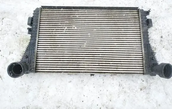 Volkswagen Golf V Intercooler radiator
