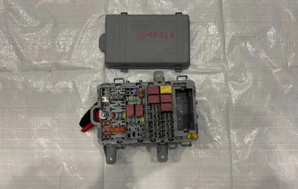 Alfa Romeo Stelvio Fuse module