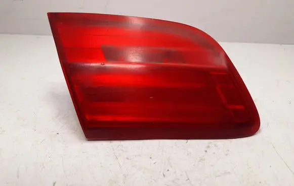BMW 3 E92 E93 Tailgate rear/tail lights 63217252779