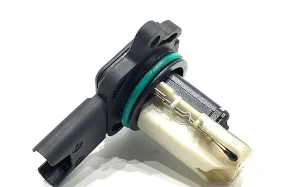 BMW 5 E60 E61 Mass air flow meter 7520519