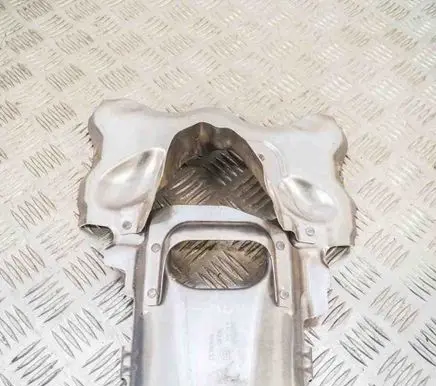 Other engine bay part