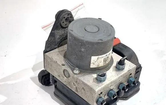 Audi A4 S4 B9 ABS Pump 8W0614517M