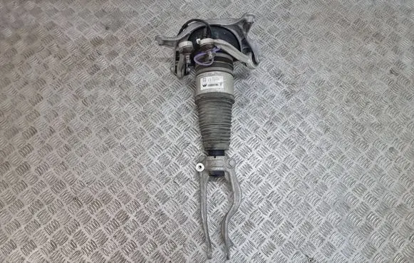 Porsche Macan (95B) Front air suspension shock absorber 95b616039s 95b413037c