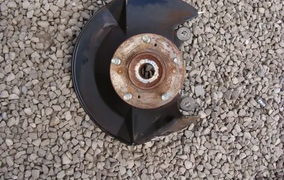 Honda CR-V Front wheel hub spindle knuckle