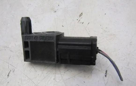 Mazda CX-5 Airbag deployment crash/impact sensor KD45-57K1X