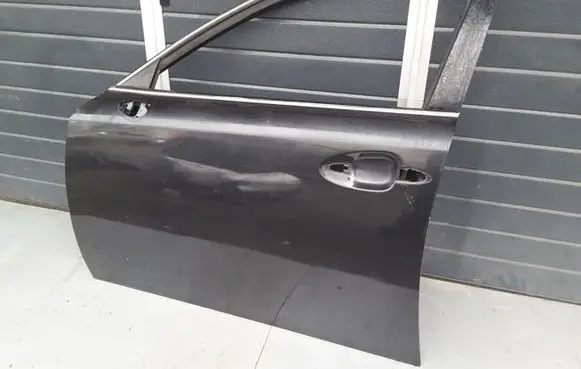 Lexus IS 220D-250-350 Front door