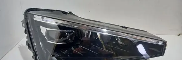 Skoda Scala Headlight/headlamp 657941016 2862297