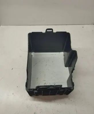 Battery box tray