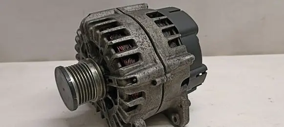 Audi Q5 SQ5 Generator/alternator 03L903017B