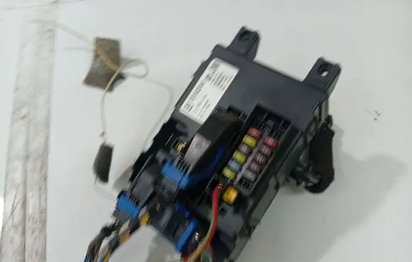 Opel Corsa D Fuse box set 13142240