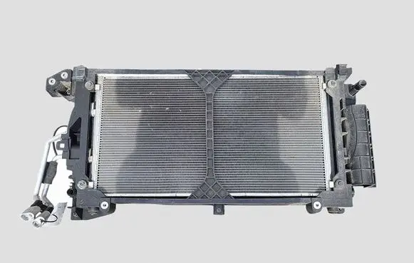 Nissan Leaf I (ZE0) Radiator set 214963NF0A